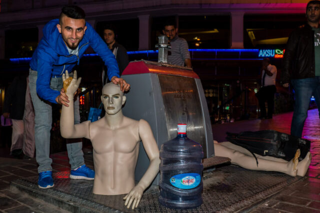 I see mannequins everywhere